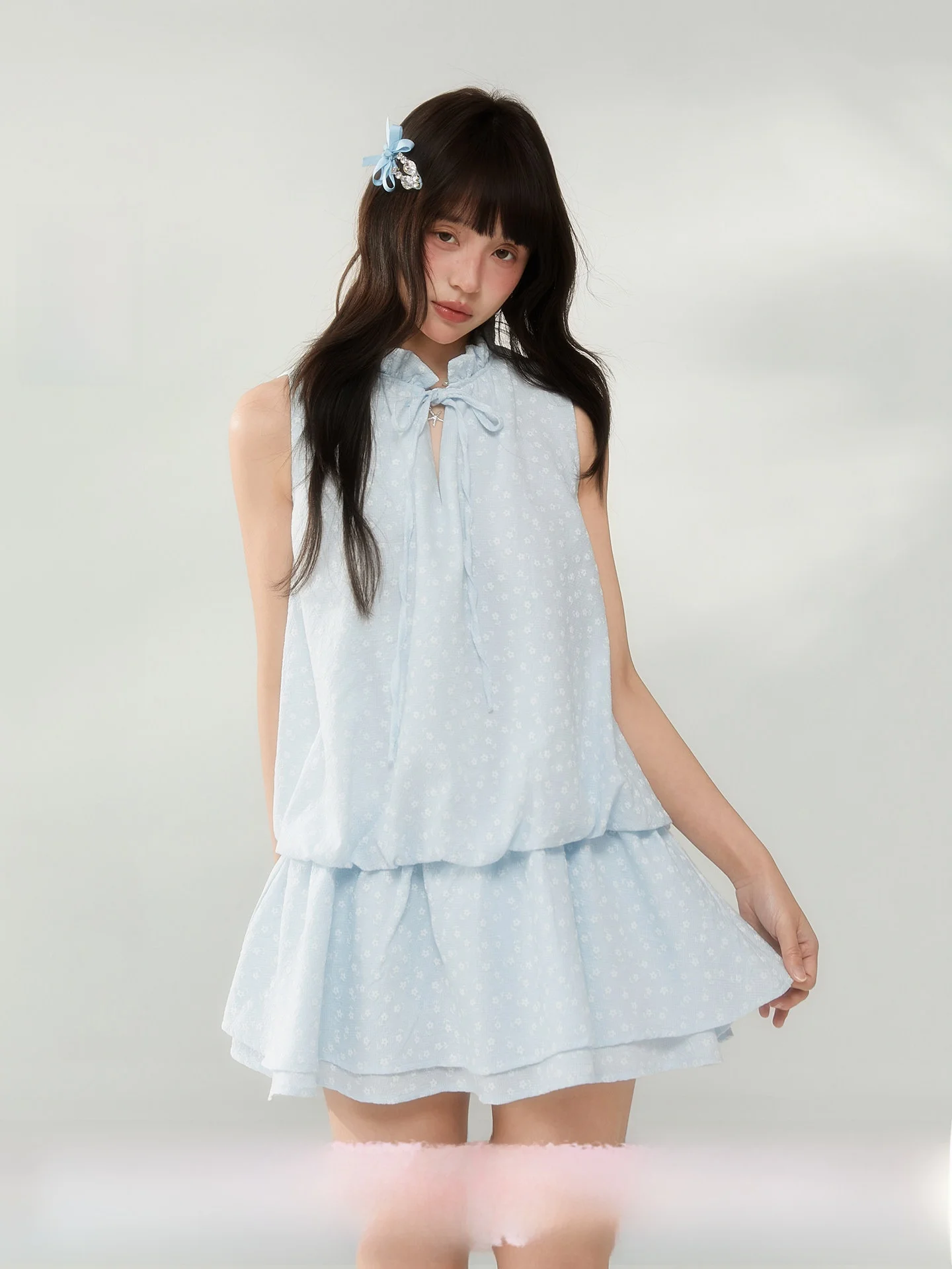 

Elegant Sta Half Sugar Soda Floral Mermaid Dress No Sleeve Small V-neck Cotton A-line Skirt for Ladies Casual Wear