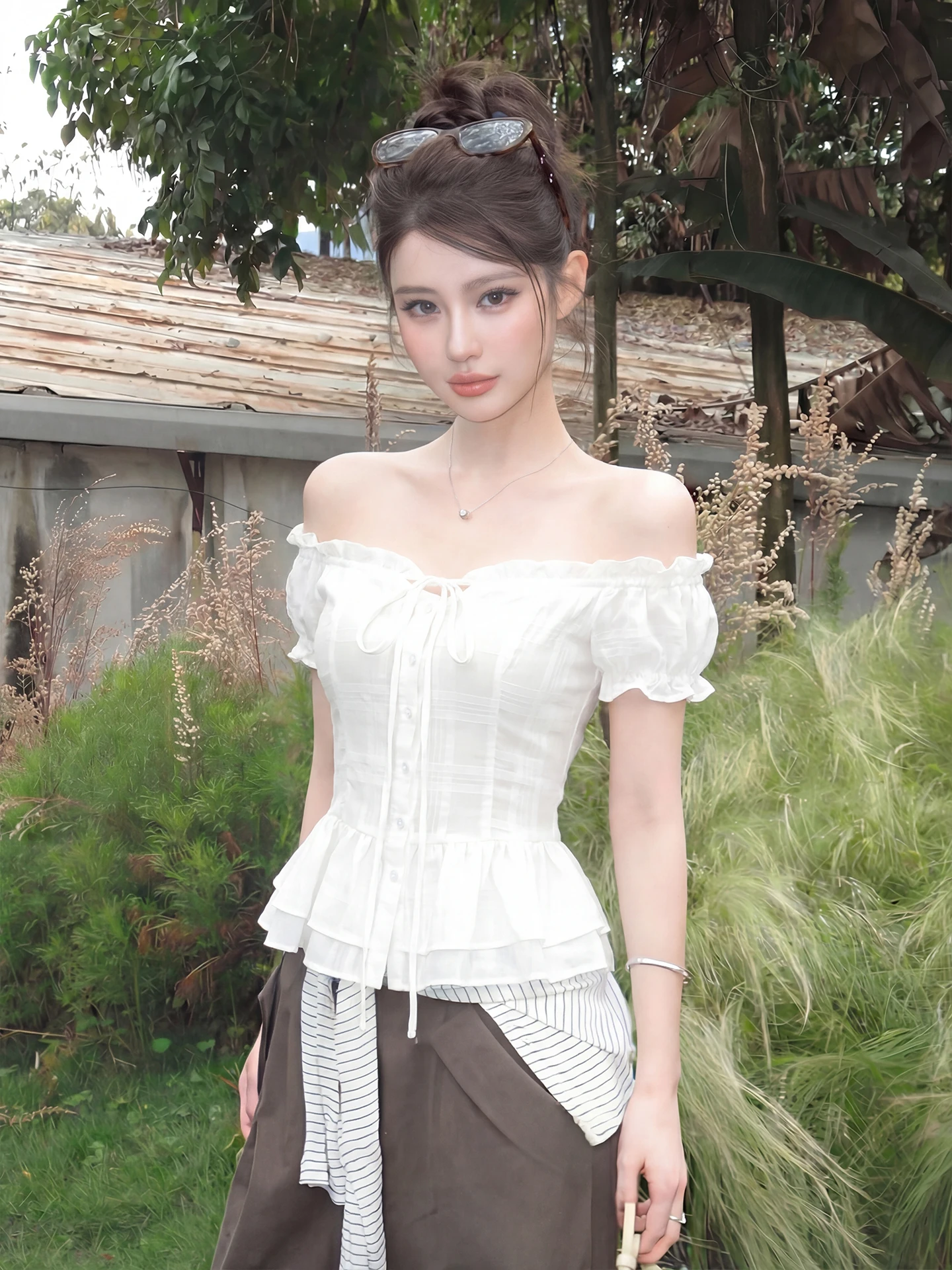 

Spring Summer Sexy Waist-Cinching Short Sleeve Shirt Women's One-Shoulder Ruffle Hem Belted Casual Fashion Commute Style
