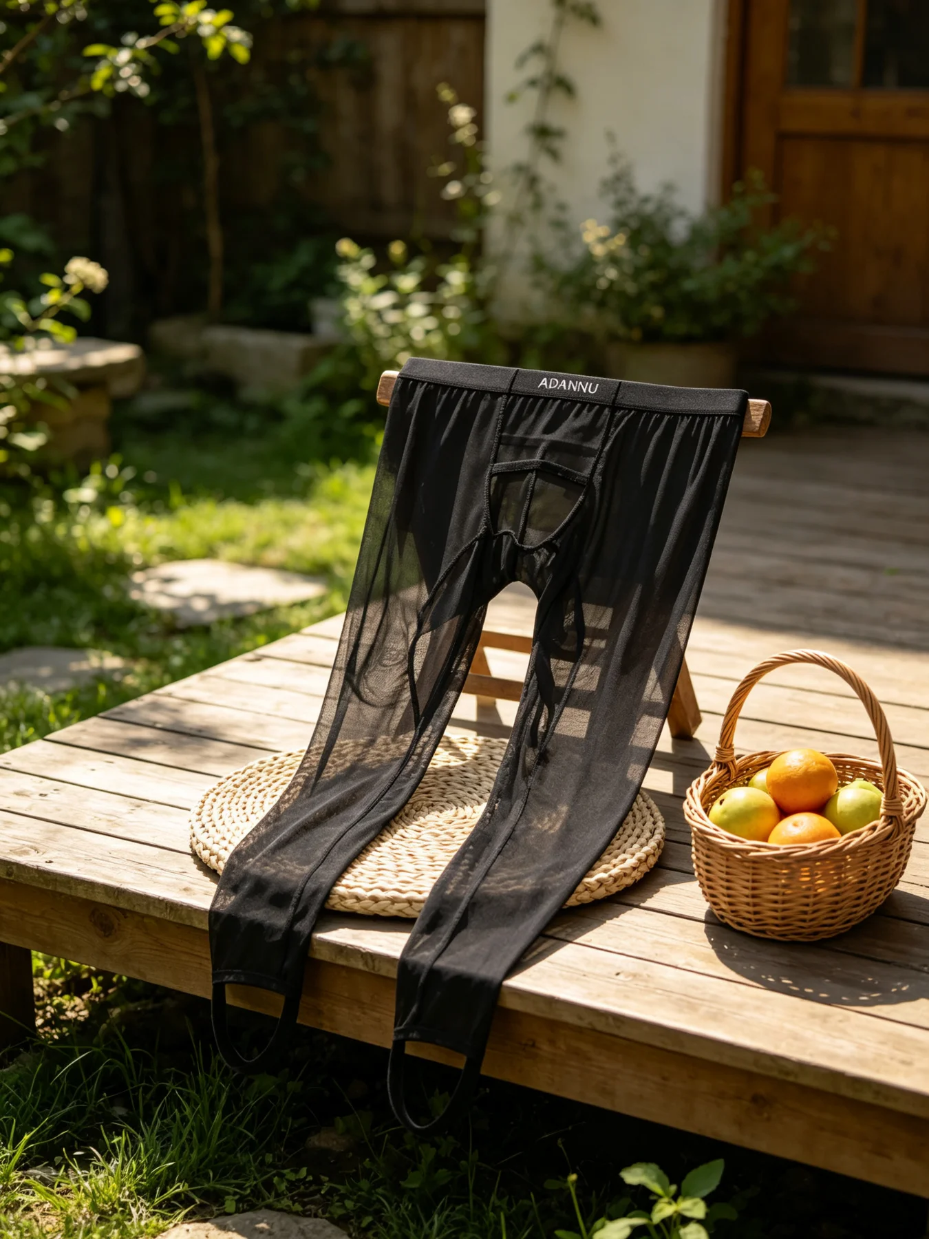 Herren-Mesh-Langhose als Basisschicht, leichtes, atmungsaktives Mesh-Material, breiter elastischer Bund, schmal geschnitten, transparente Hose, für Zuhause und Freizeit, Herren – Detail 7