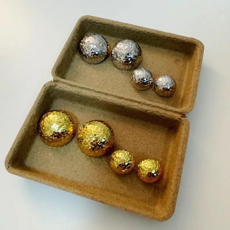 

New Hemisphere Stud Earrings Texture Pleated Women's Earrings Light Luxury High-end Winter Simple Niche Earrings Earclips