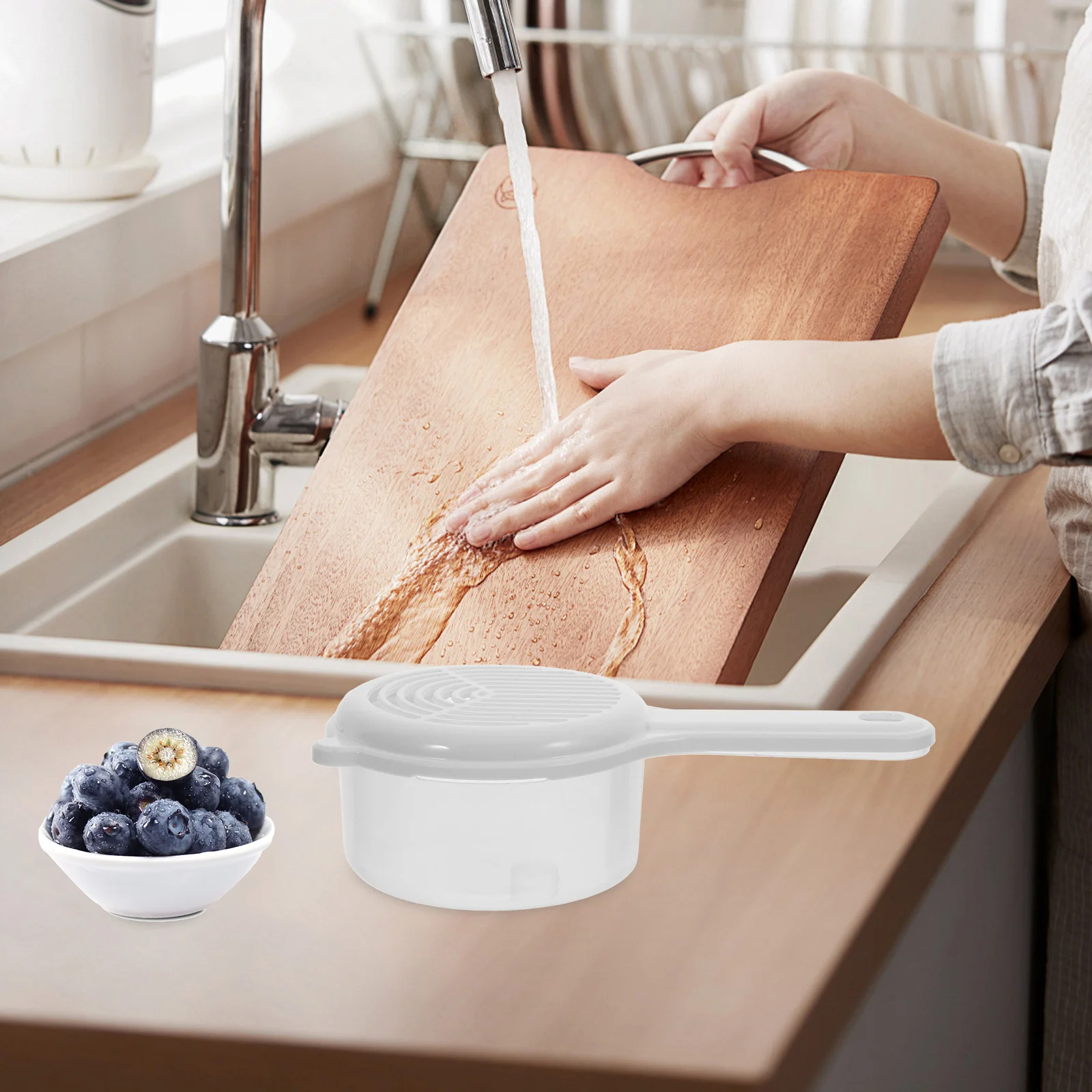 

Blueberry Washing Container Drain Basket Bowl Lid Handle Ergonomic Kitchen Fruit Strainer Box Reusable Storage Basket