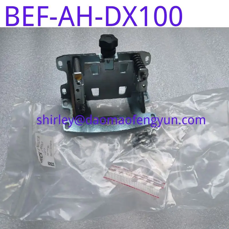 Brand New Original Clamping bracket and calibration bracket BEF-AH-DX100 NO.2058650