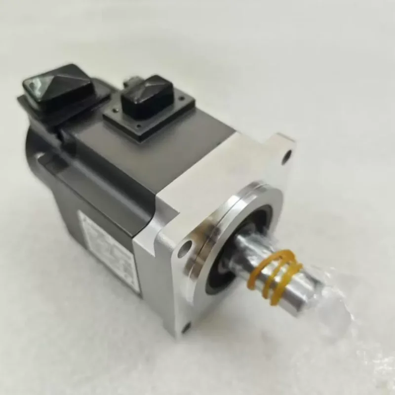 

Brand-new, factory-sealed servo motor HG-KNS13J HG-KNS23J HG-KNS43J HG-KNS73J HG-KNS13BJ HG-KNS23BJ HG-KNS43BJ