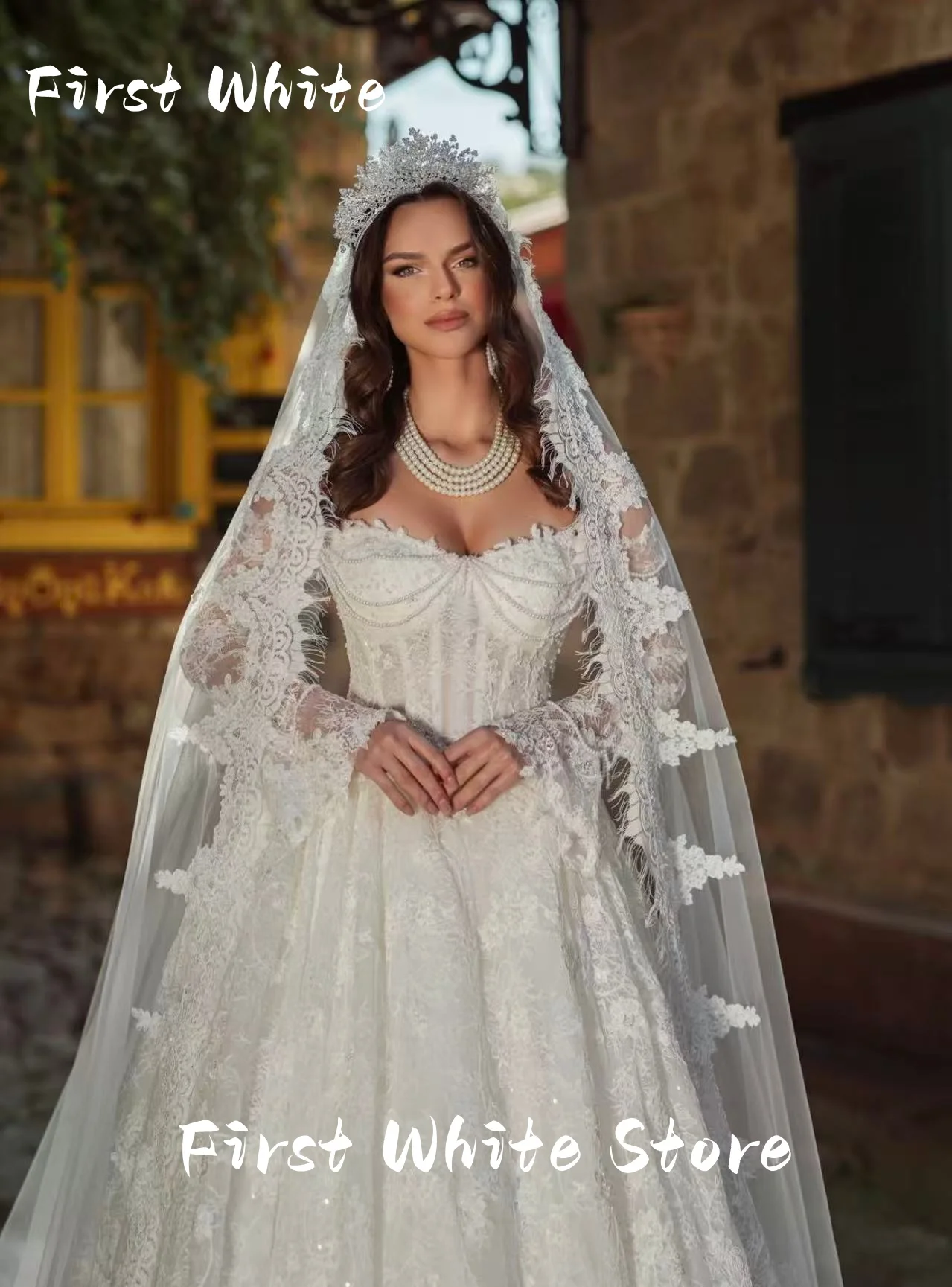 Lace Wedding Dresses Sweetheart Women A Line Bridal Gowns Appliques Long Sleeve Lace up Back Vestidos De Novia Customize No Veil