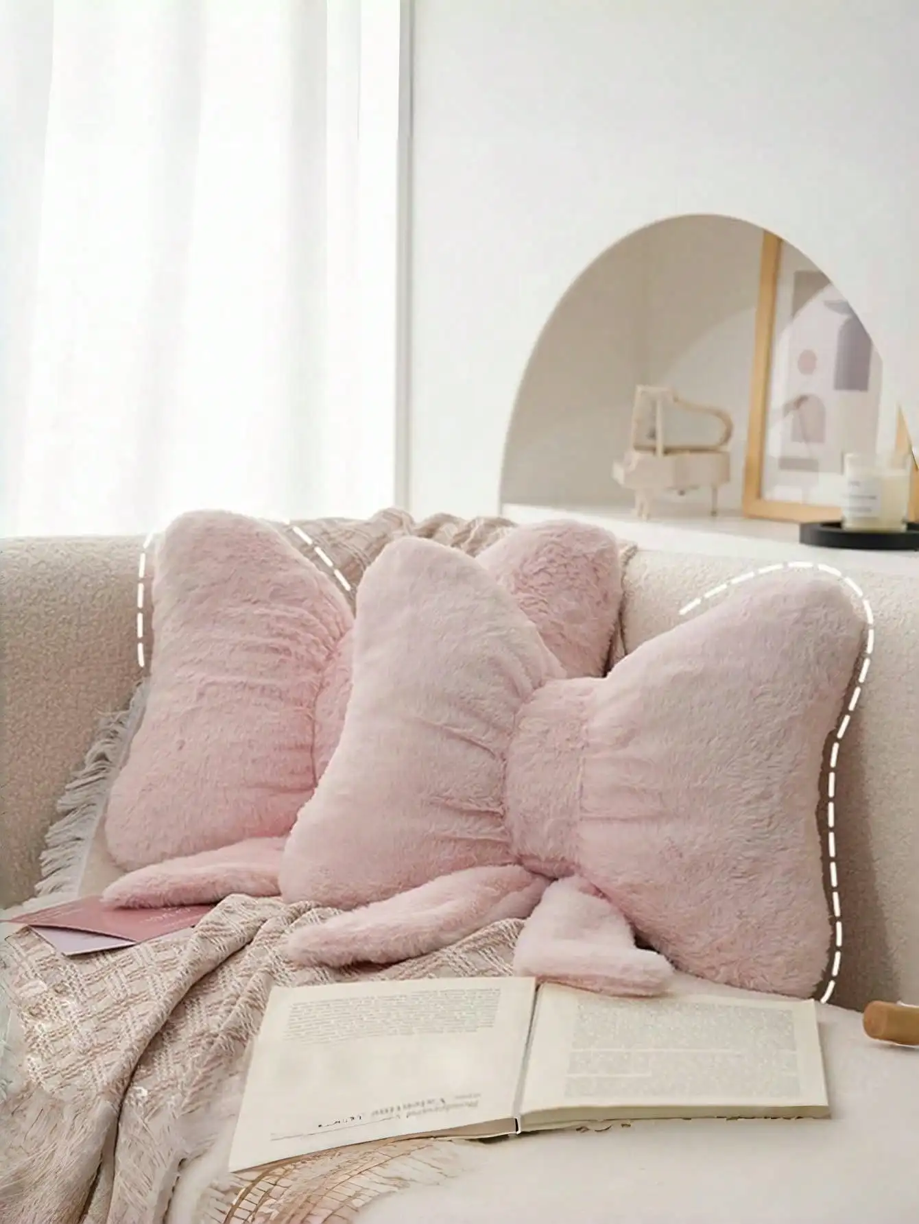 

Christmas Decorative Bow Pillow: Soft Adorable Cushion for Bedroom/Sofa - Perfect Christmas Gift