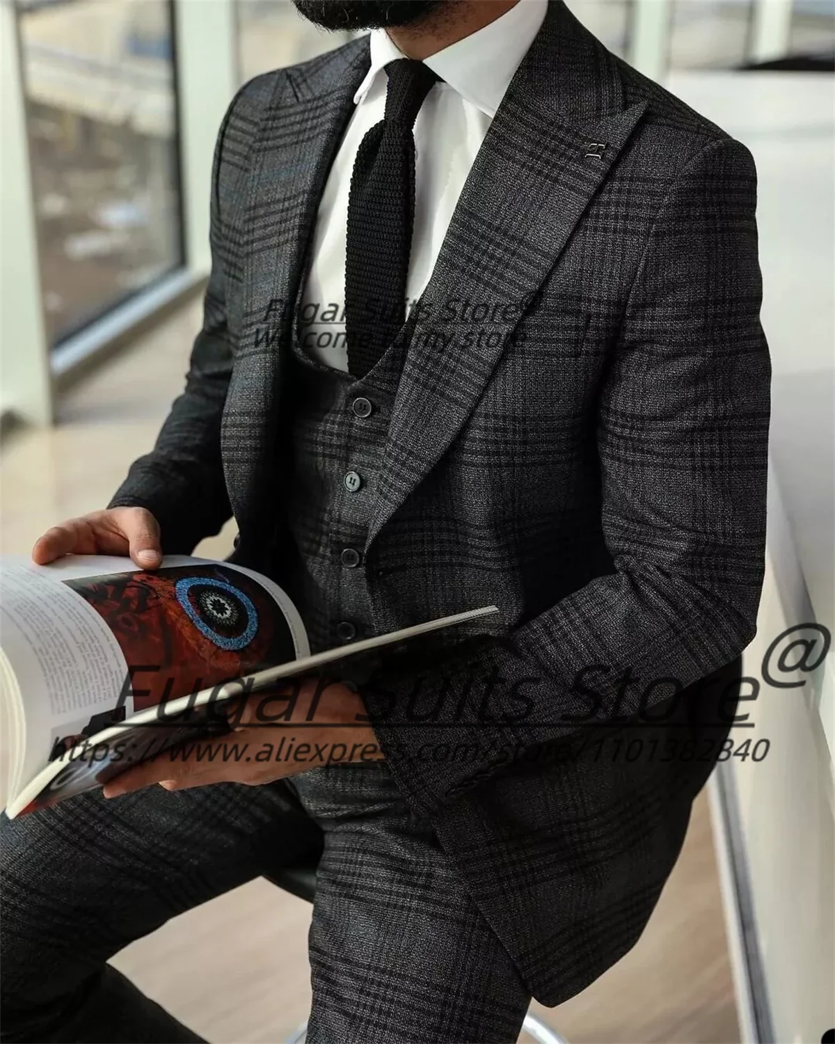 

British style Plaid Business men Suits Customized Slim Fit Peak Lapel Man banquet Tuxedos 3 Pieces Sets Male Office Work Blazers