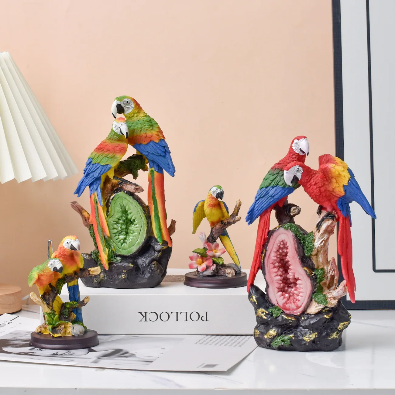 Resin parrot statue ornaments home living room desktop simulation bird craft decorative sculpture A0001