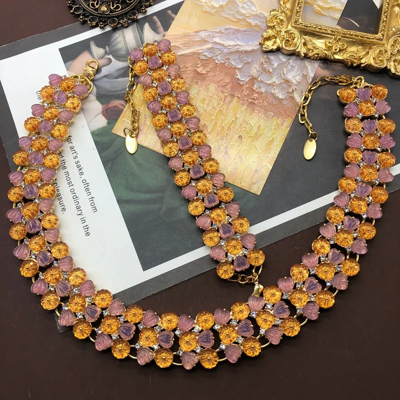 

Europe and America Fashionable colored heart-shaped flower jelly glass short necklace bracelet vintage jewelry set for women