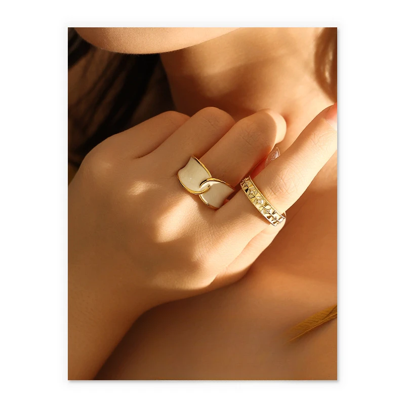 French retro gentle and elegant temperament ins wind zircon micro-inlaid oil drop opening ring