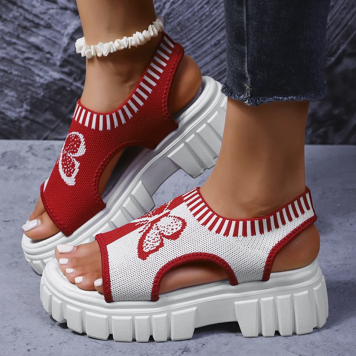 

YUYIN New Women Flat Sandals Mesh Low Heels Sandals Summer Casual Platform Shoes Women Sports Wedges Beach Comfort Sandals