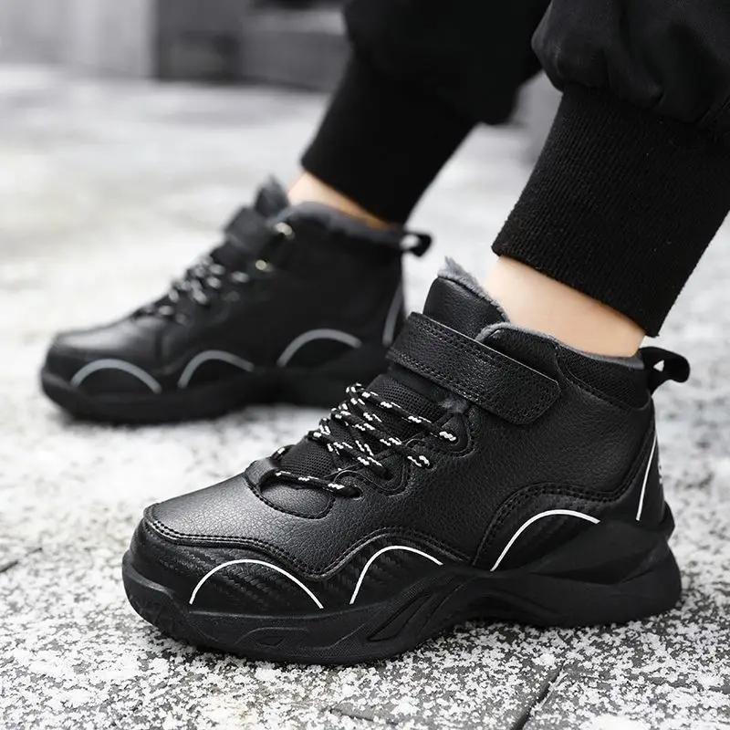 

Boys Winter Snow Boots Leather Upper Warm Fleece Lined Thick Sole Non Slip Mid Calf School Kids Cold Weather Shoes