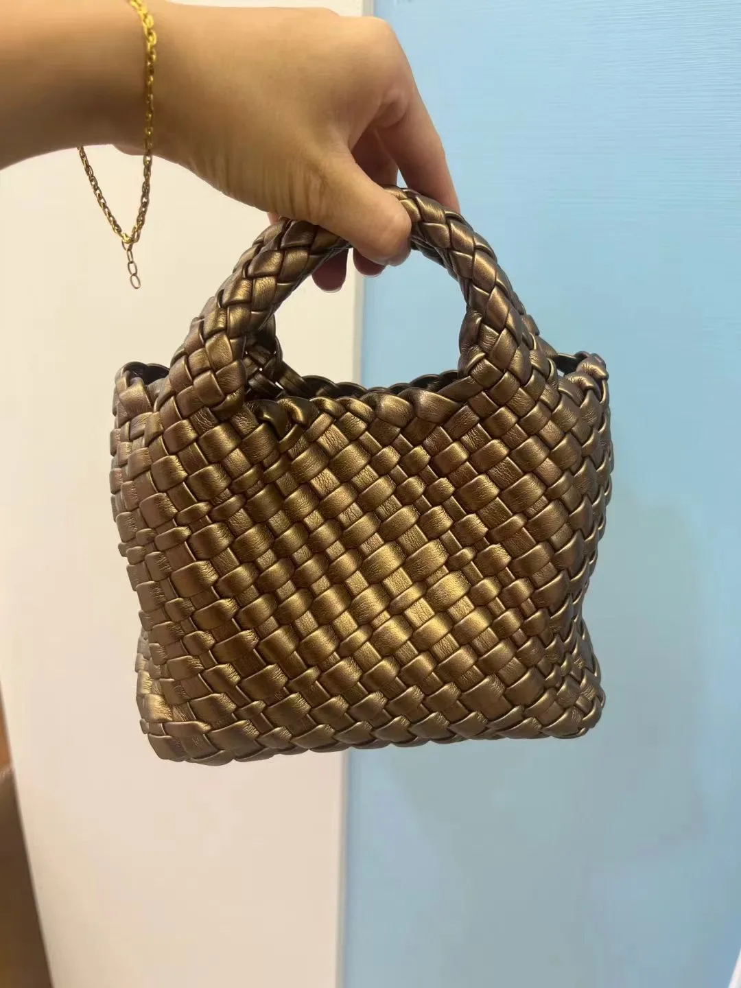 Clutch evening bag female Bucket woven Tote bag PU luxury 2024 woman bag on sale medium size Hand knitting bag Ribbon Chain bag