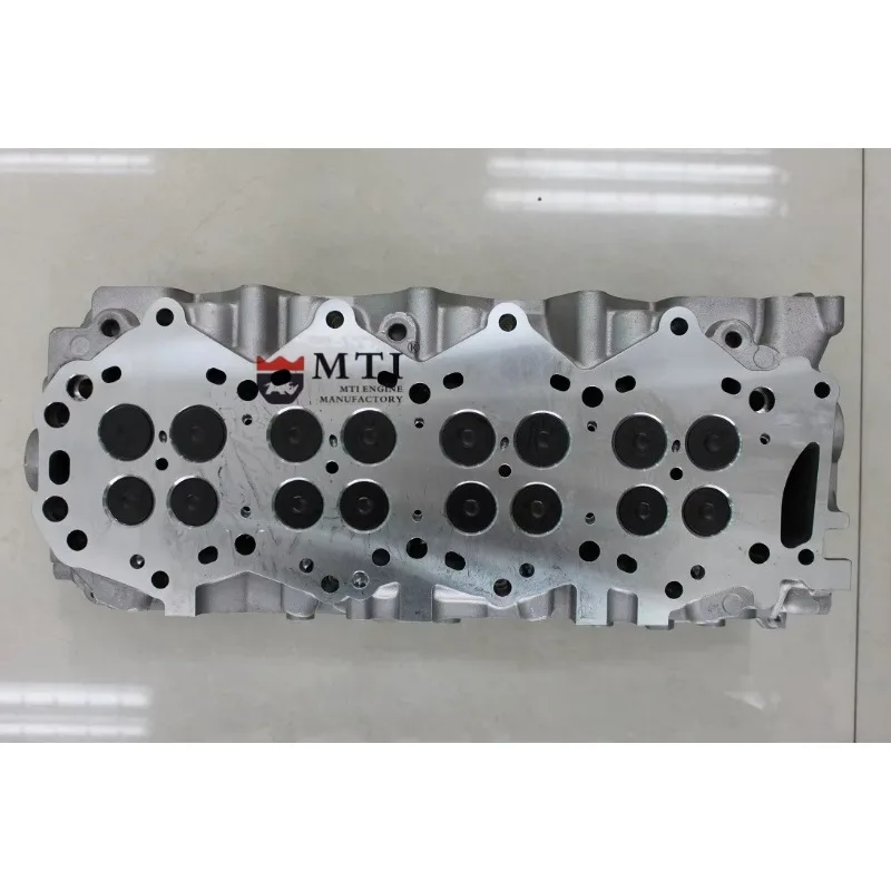 Brand New 2L 2L2 2LT 2L-OLD 3L 5LE 5L GM350 4M40T 4D56 BT50 Engine Cylinder Head For Toyota Ford Mazada Car Motor