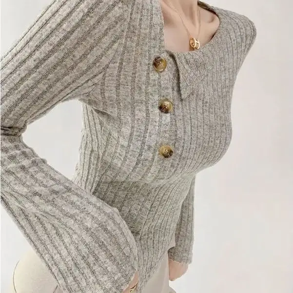 

Long-Sleeved Knitted T-Shirt 2024 New Autumn Women Slim-Fit Irregular Angled Single-Breasted Top Trend