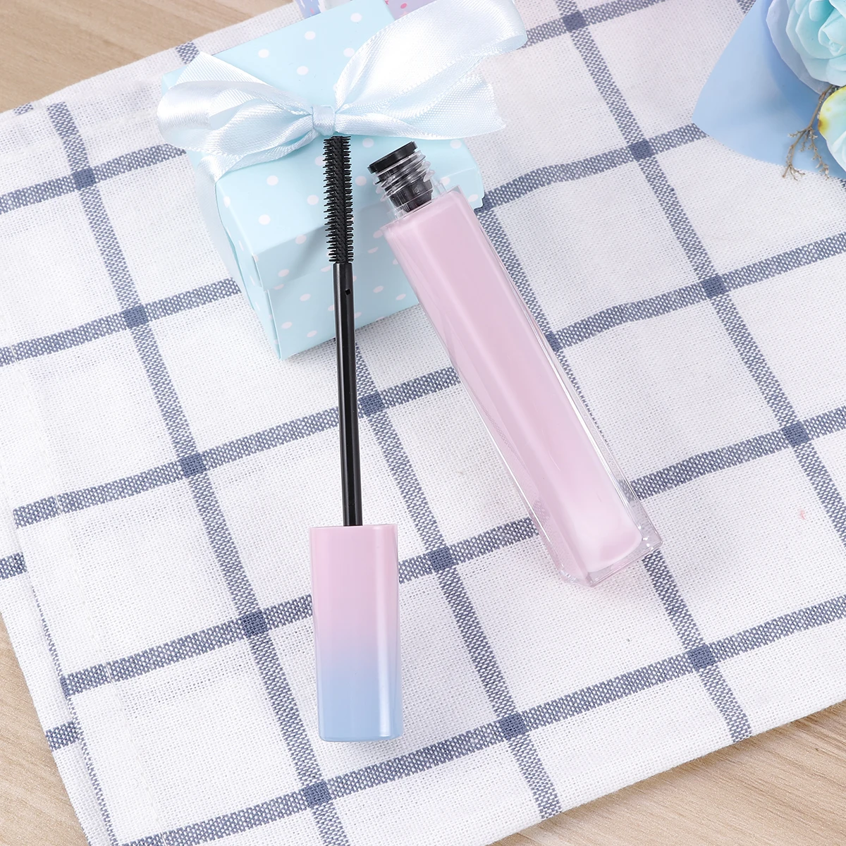

4pcs Mascara Lightweight Mascara Container Leakproof Eyelash Cream Containers Empty Makeup Storage Travel Friendly