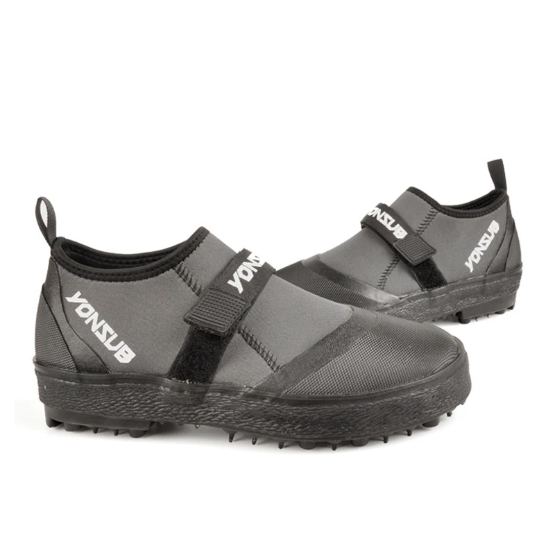 Rock Fishing Keep Warm Reef Climbing Shoes Unisex Pro Sea Fishing Shoes Anti Slip Hook Loop Nail Fishing Shoes Fishing Equipment