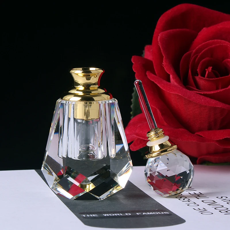 

1ml crystal perfume bottle with dropper, gem bottle cap, mini art, easy to carry travel special, elegant and noble