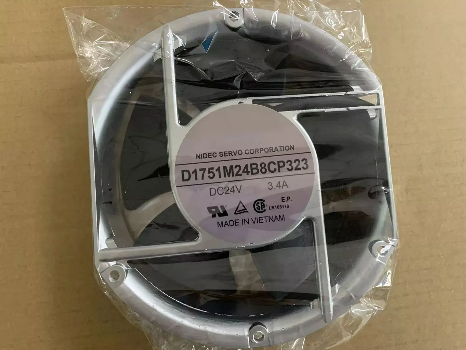 

Совершенно новый D1751M24B8CP332 D1751M24B8CP323 D1751M24B8CP341 Гарантия один год ​