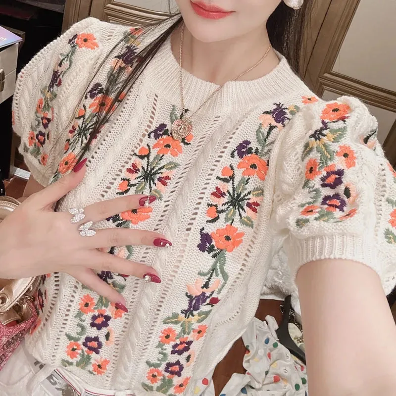 2024 Summer new women sweater Floral embroidery short sleeve knit t shirt women loose o neck pullover knit tees female