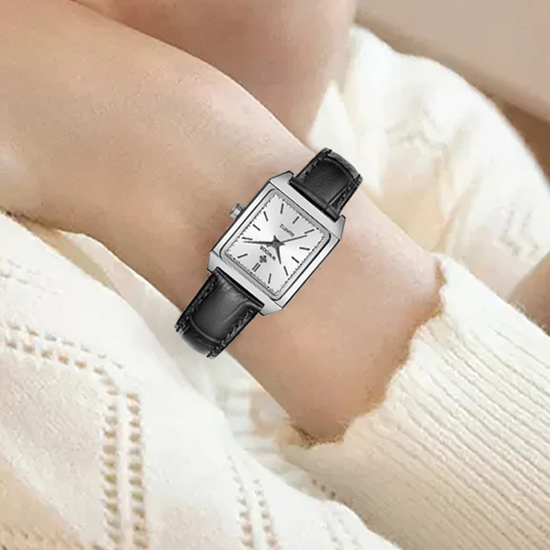 WWOOR New Watch For Women Quartz Leather Bracelet Wristwatch Luxury Ladies Dress Women Small Watch Female Waterproof Reloj Mujer