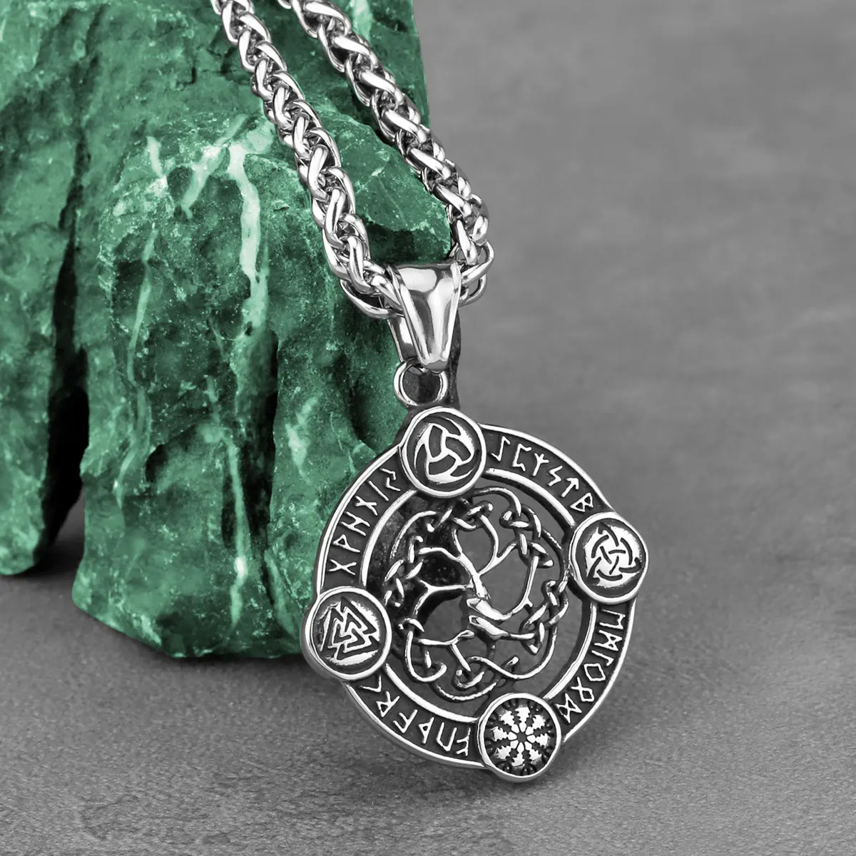 Stainless Steel Vikings Tree of Life Runes Necklace Men\'s Vintage Valknut Amulet Pendant Necklace Fashion Male Jewelry Wholesale