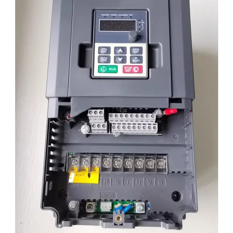 GD20-1R5G-S2 single-phase 220V invt inverter 0R4 7 2R2G 5R5G three-phase 380V