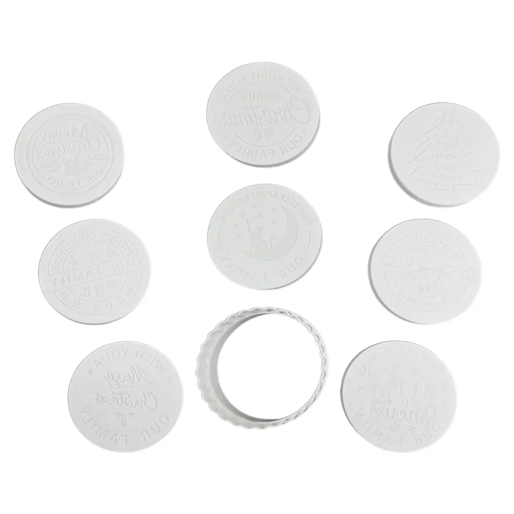 

1 set Christmas Cookie Molds PP Material NonStick BakingTools ReusableBiscuitCutters ShapesforKids PlasticCookieMold