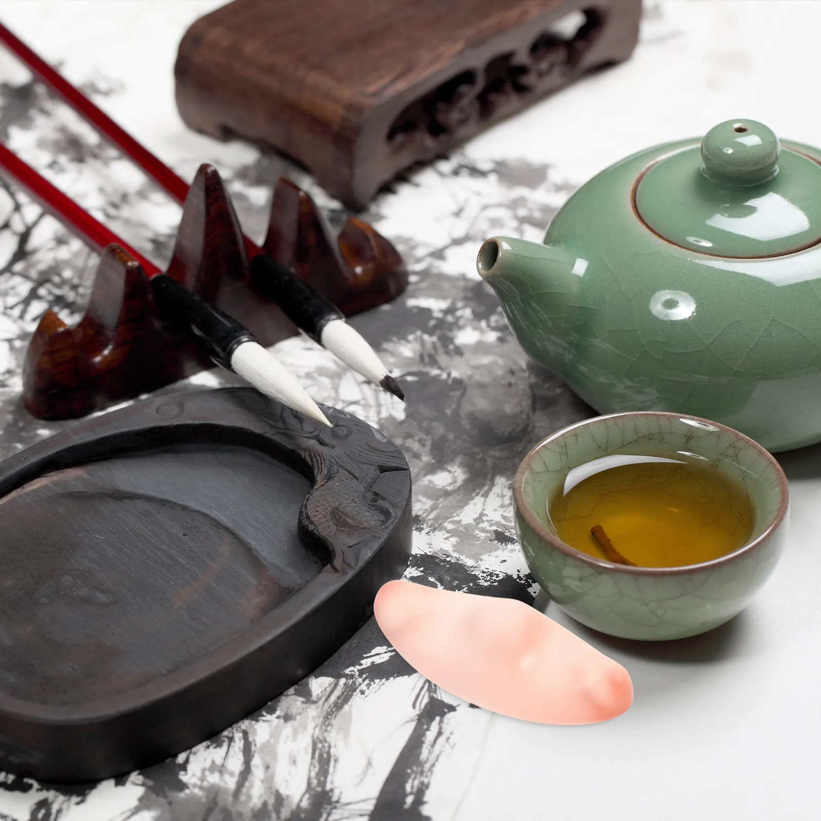 2Pcs Glass Brush Rest Chinese Calligraphy Brush Holder Decorative Paperweight Artistic Pen Rest Watercolor Paintbrush Holder