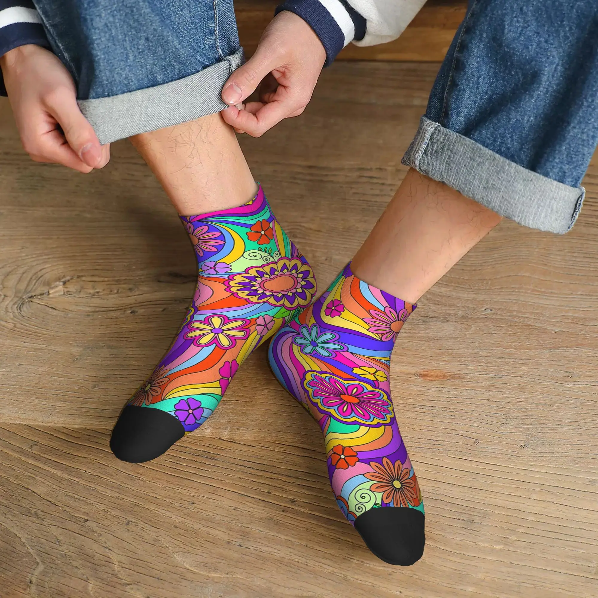 

All Seasons Groovy Psychedelic Flower Power Socks Harajuku Sport Middle Tube Socks Soft Funny Stockings for Men Women