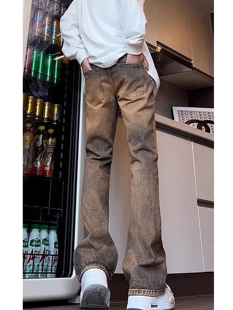 

Мужские джинсы в американском ретро-стиле, модель «Лифтед», с эффектом потертости, прямые, с легким расклешением, зауженные к низу, с эффектом «чистого кроя»