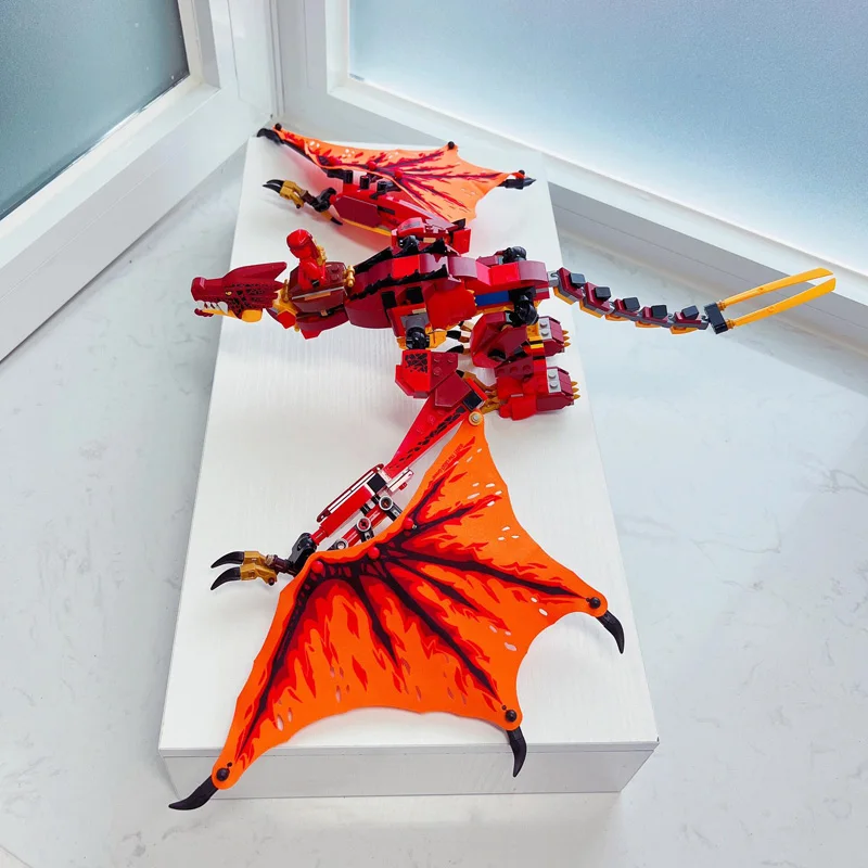 Creative Red Fire Dragon Building Blocks Mecha Flying Dragon Model Bricks Toys for Chilren Christmas Gift