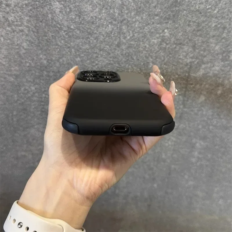 Gradient thicken corner armor silicone phone case for iPhone 16 15 14 13 12 11 Pro Max fine hole shockproof hard bumper cover