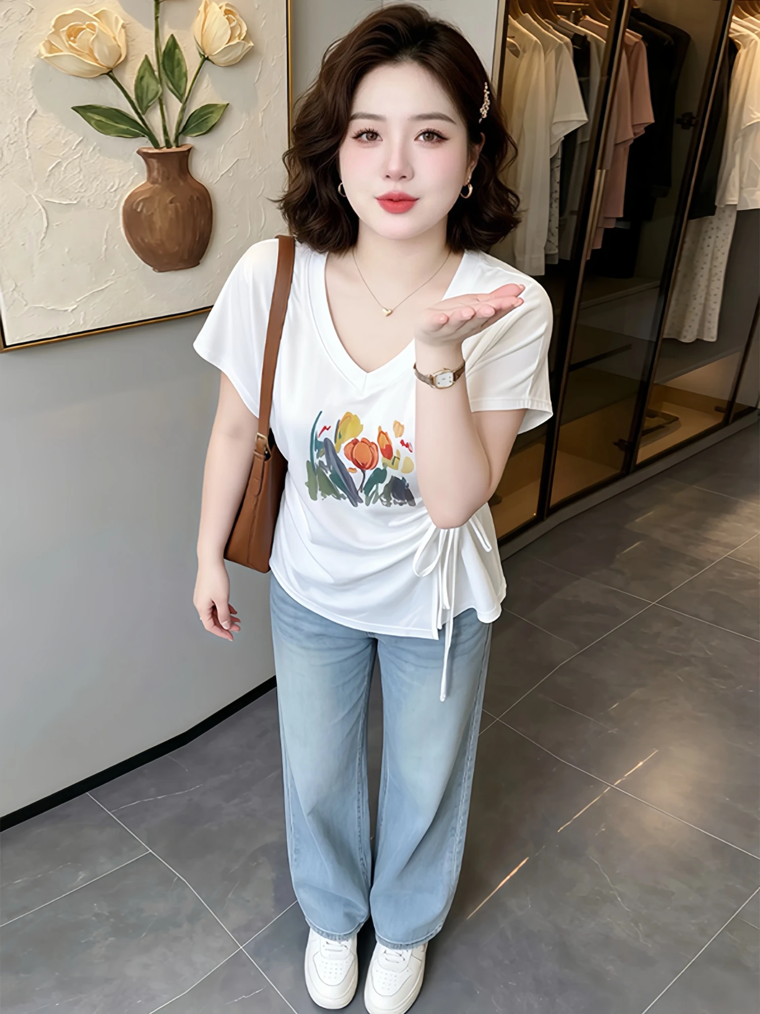 

Summer 2026 Women's V-neck Short-sleeved T-shirt Casual Style Printed High-waisted Loose Fit Breathable Comfortable Short-len...