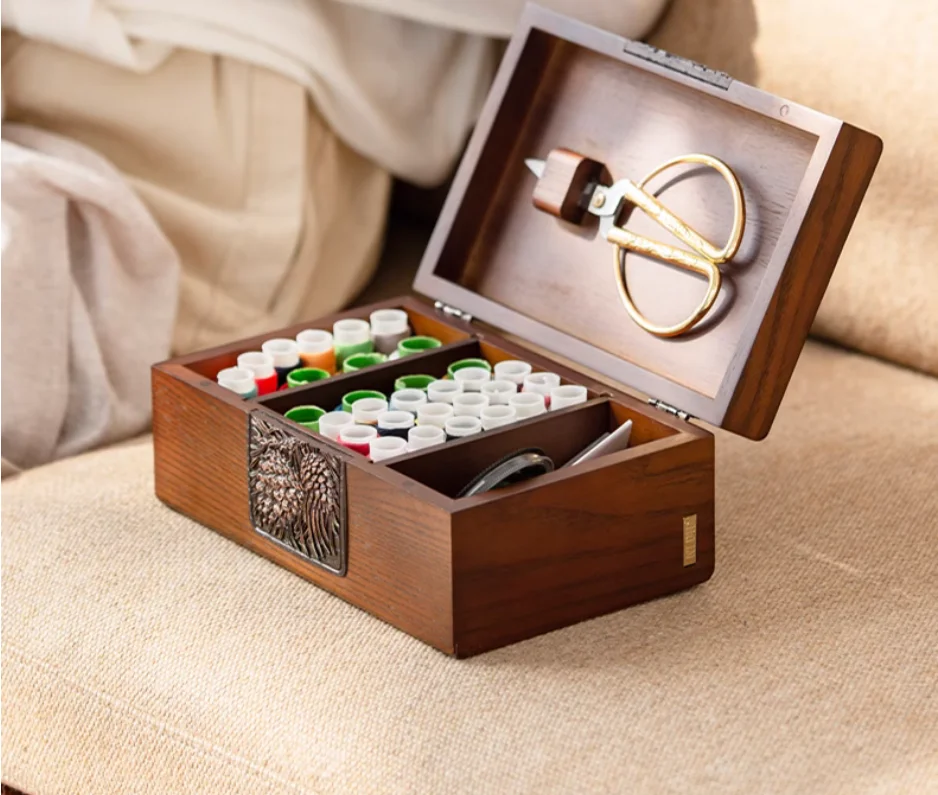 Wooden household sewing box set sewing kit hand sewing needle and thread tool storage box high-end sewing box wedding dowry