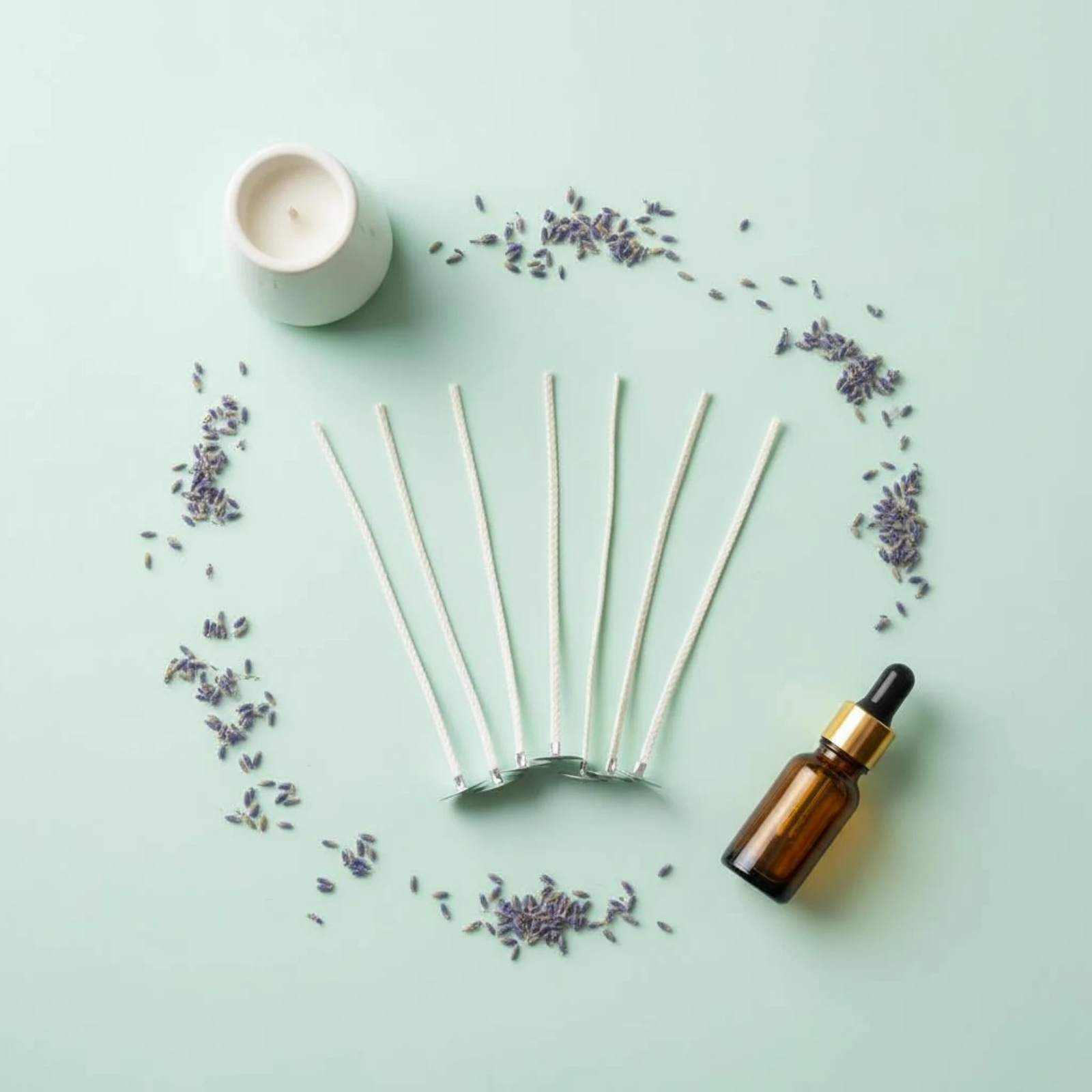 10 Pieces Pre-Waxed Candle Wick Good Oil Absorption DIY Candle Wick Stable Flame Bendable for Hobbyists