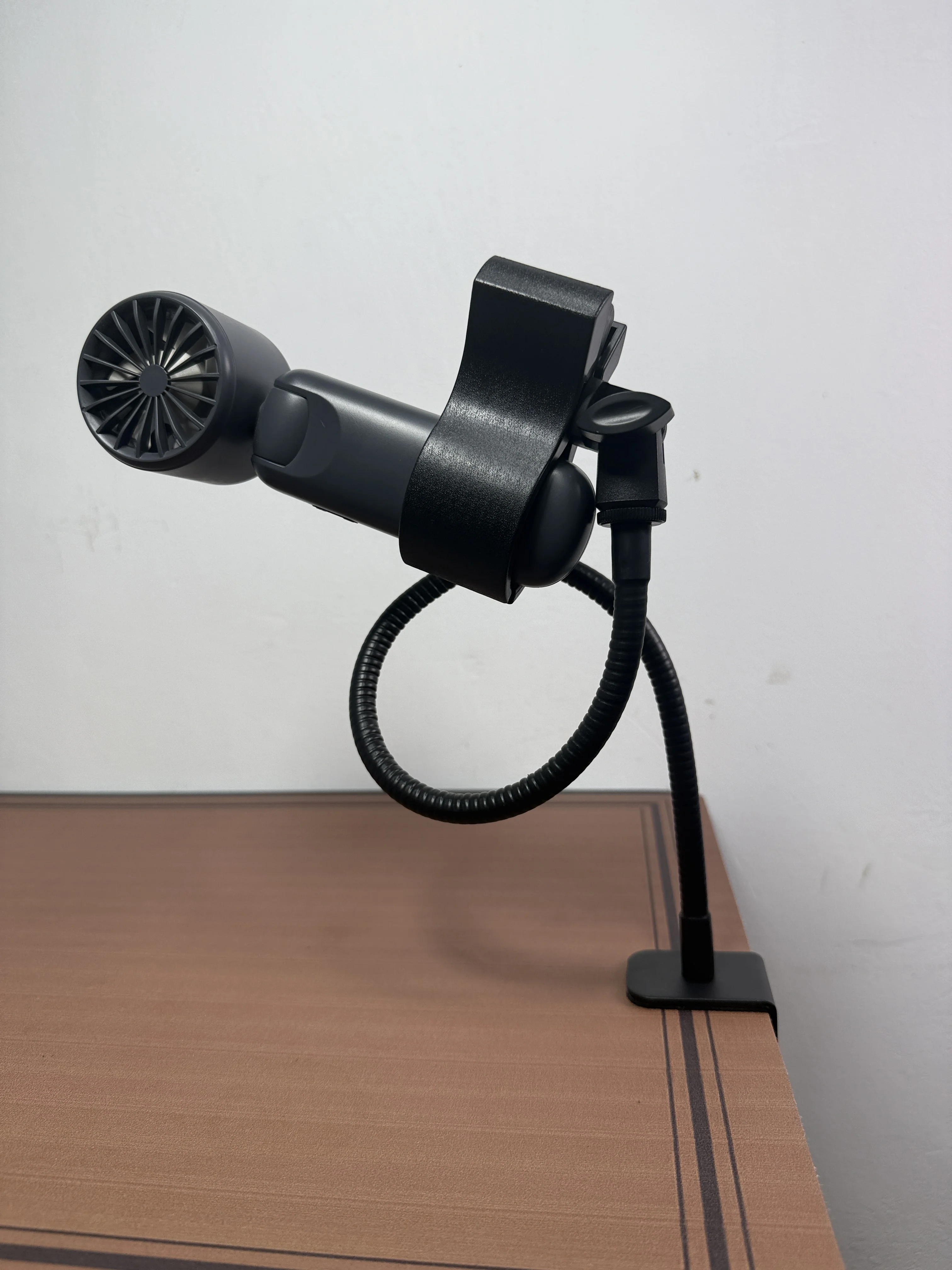 Metal C-Shaped Clip Desk Shelf Strong Holder for Extension Hose Fan Bracket Microphone Stand - Office And Home