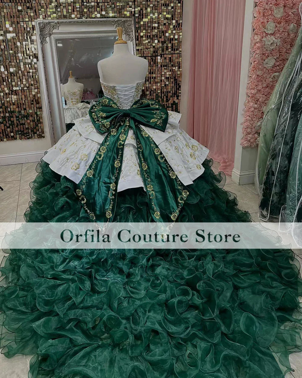 

Dark Green Charro Quinceanera Dress 2023 Sweetheart Embroidery Lace Ball Gown Prom Dress Mexican Girl Birthday Gown