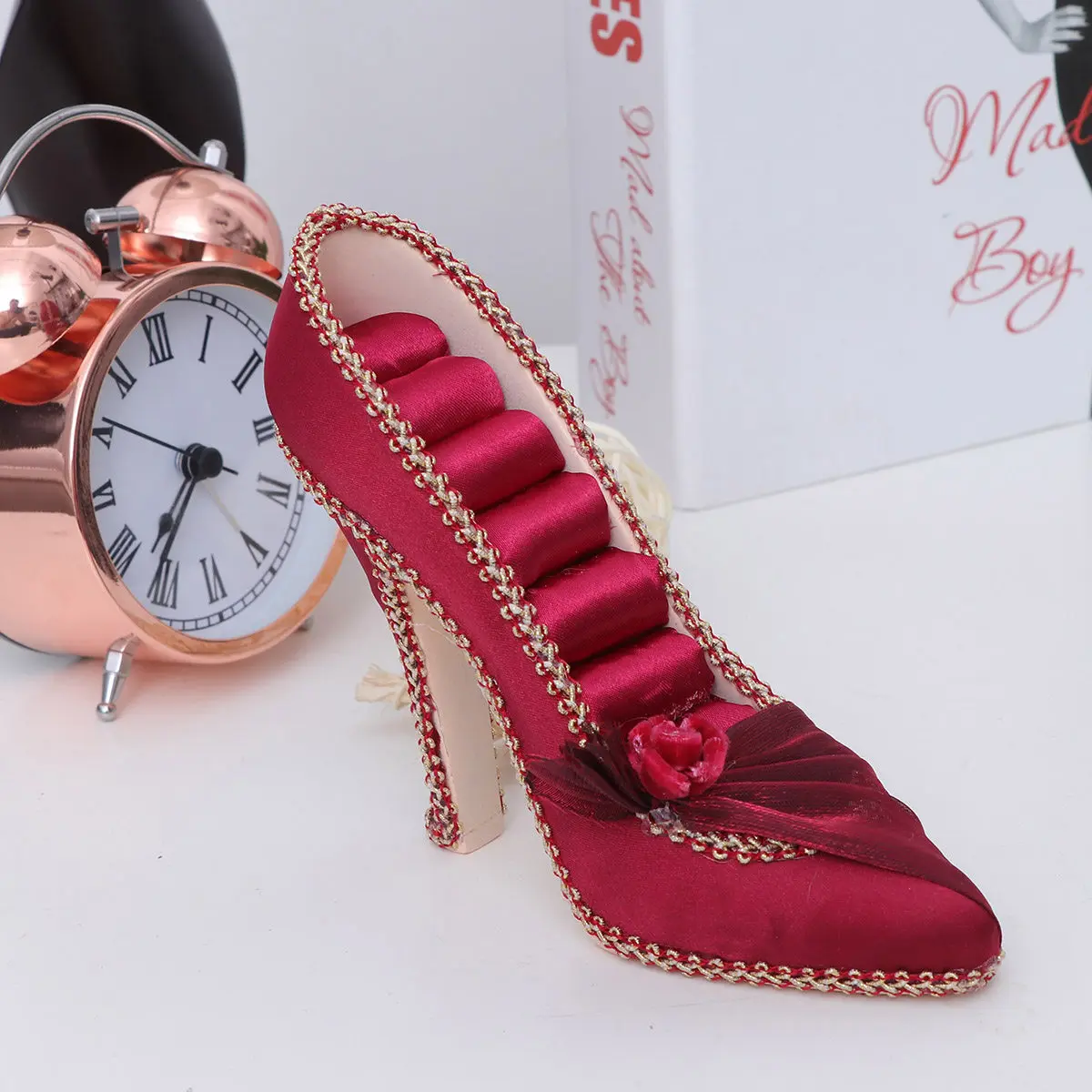 

Stylish Wine Red High Heeled Shoe Jewelry Organizer Display Stand for Ear Studs Rings Pendants Necklaces Functional Easy-View
