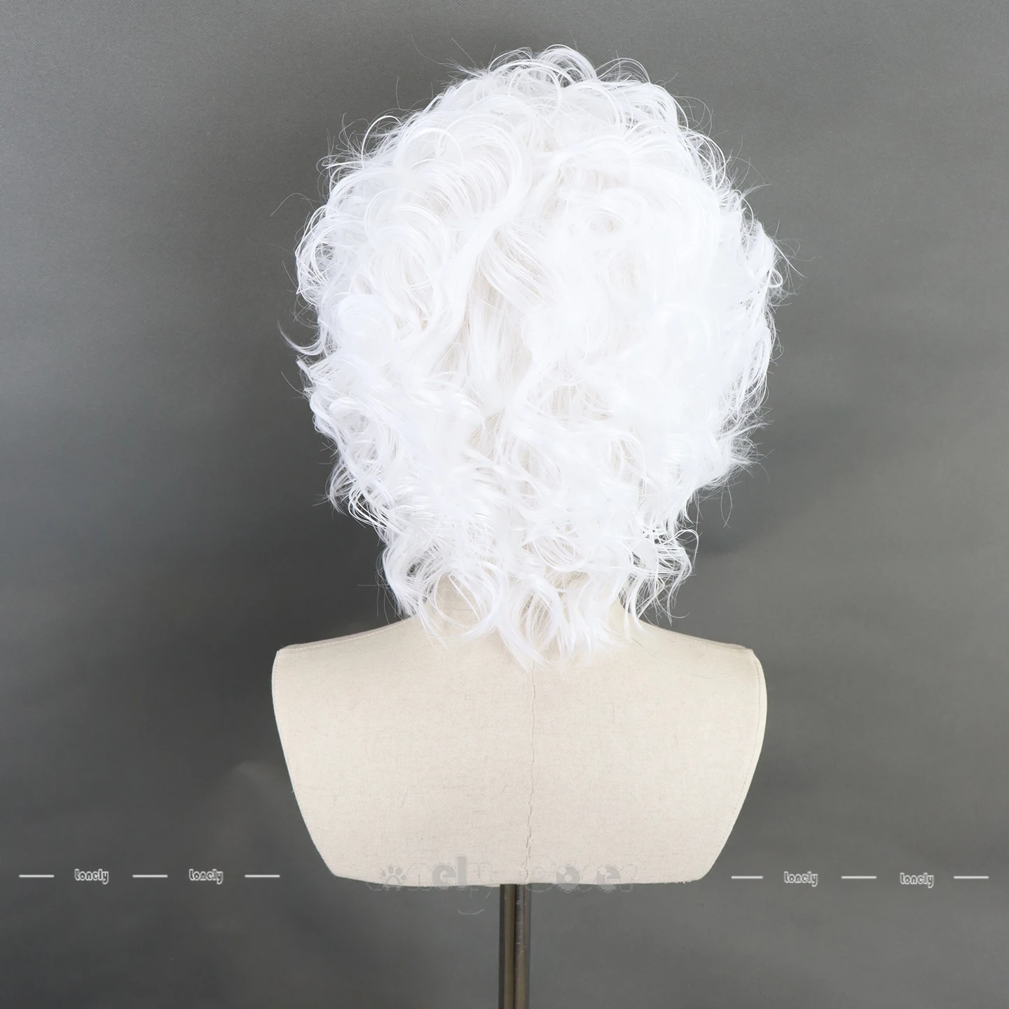 لعبة Hades II Hypnos شعر مستعار تأثيري فضي-أبيض مجعد الشعر بيروكات صناعية للرجال النساء Nyx Chird Thanatos عيد الميلاد غطاء شعر مستعار مجاني