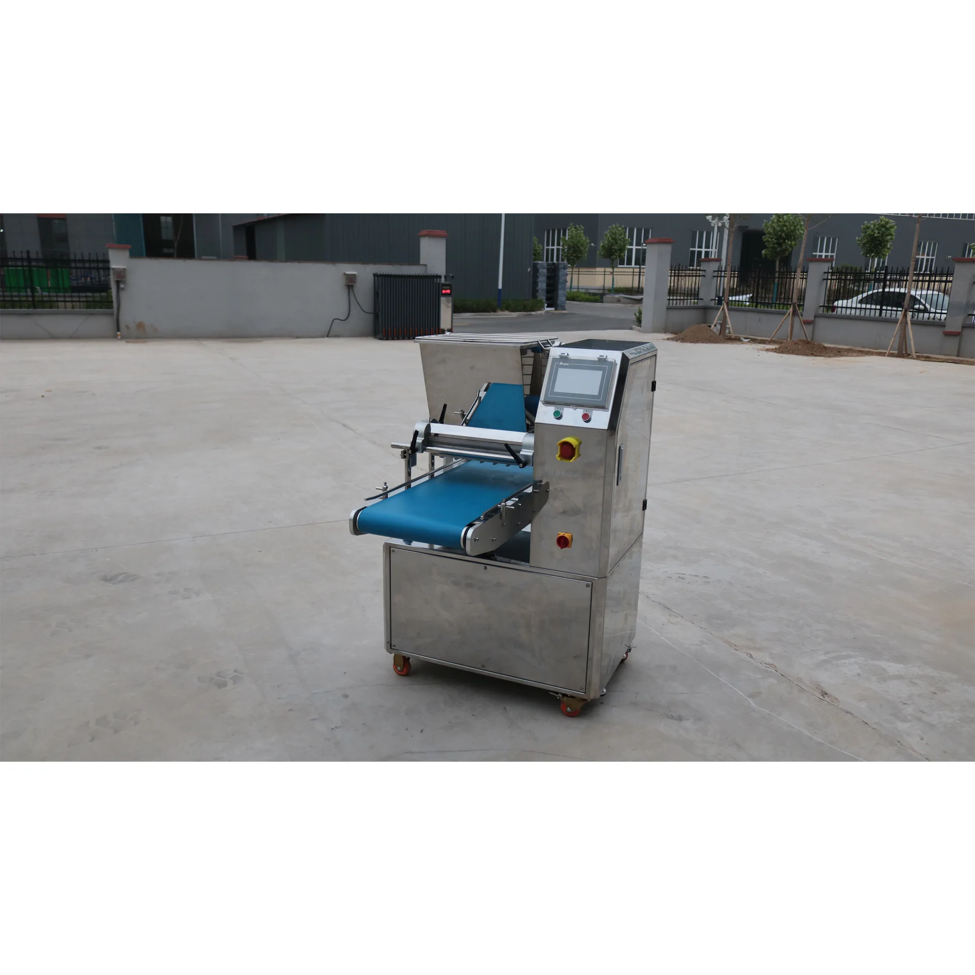 New Multi-functional Automatic Small Cookie Production Line Machine for Food Factory Biscuit Making