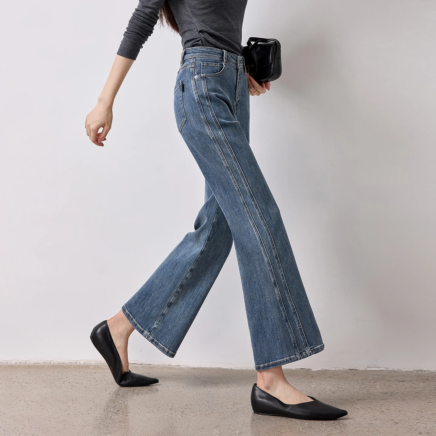 TOYOUTH Women's Glazed Blue Deconstructed Splicing Stretch Cotton Jeans 2026 Autumn New Slim Fit Flared Chic Denim Trousers