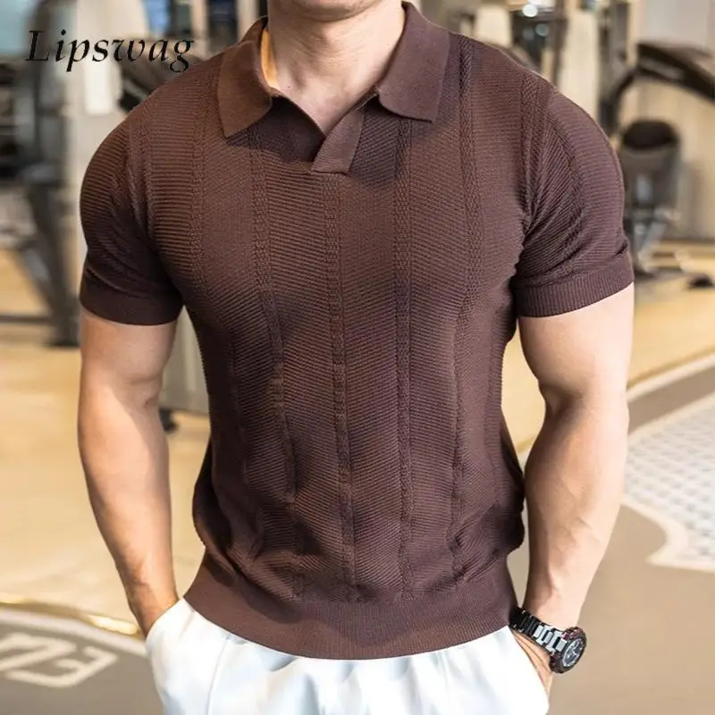 

Новинка лета 2024, повседневные тонкие рубашки поло, мужские стильные однотонные вязаные топы с отложным воротником, модные мужские пуловеры с короткими рукавами
