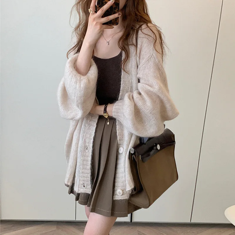 Two-piece Set of Early Autumn Women's Clothing Playful and Lively Pleated Skirt+ Knitted Sweater Two-piece Suit Women's Clothing