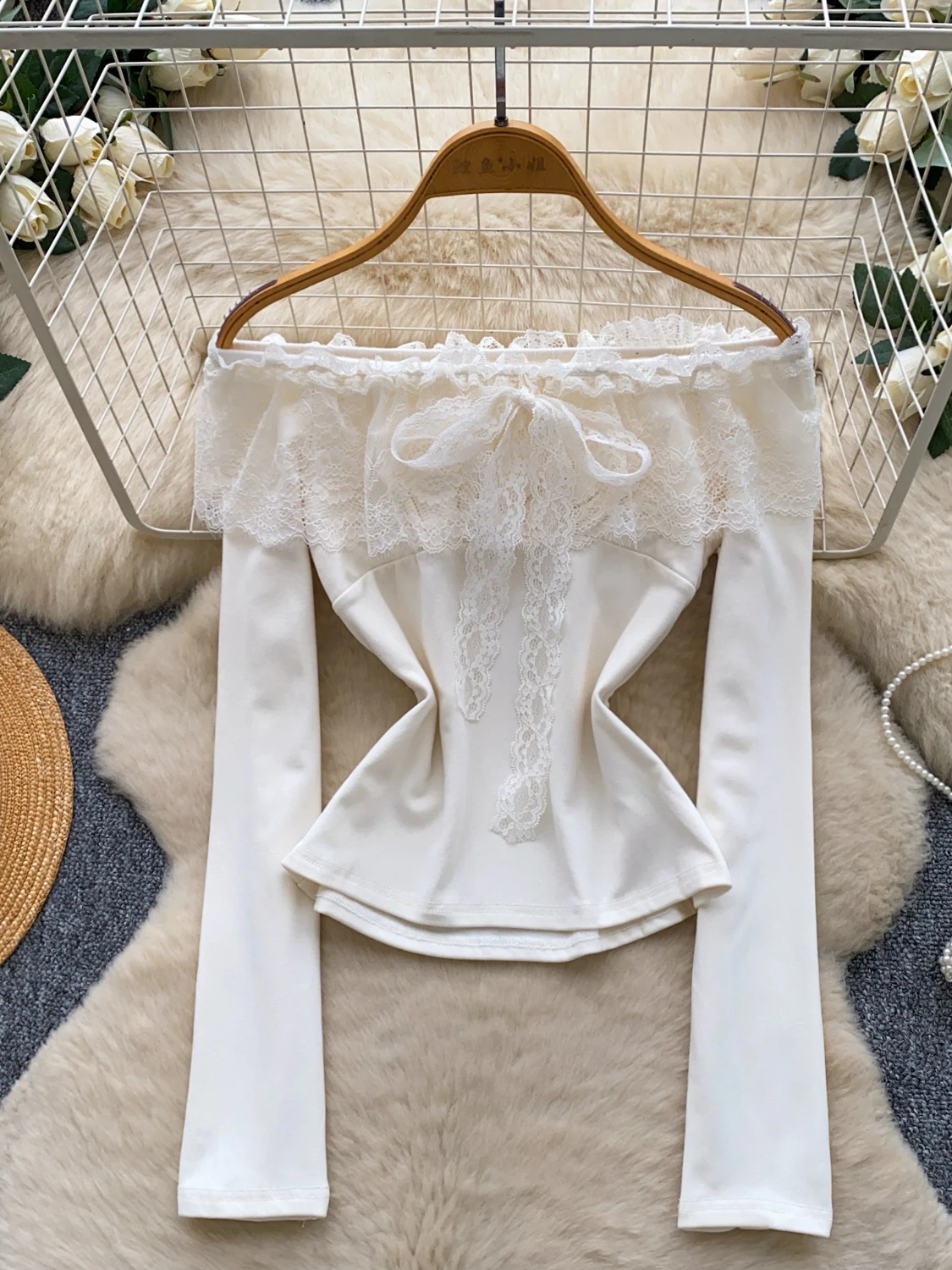 Elegant Lace Splice Long Sleeve Shirt Women's Slim Fit Shoulder Bared Hemming Autumn Fashion Casual Shirt Ladylike Style