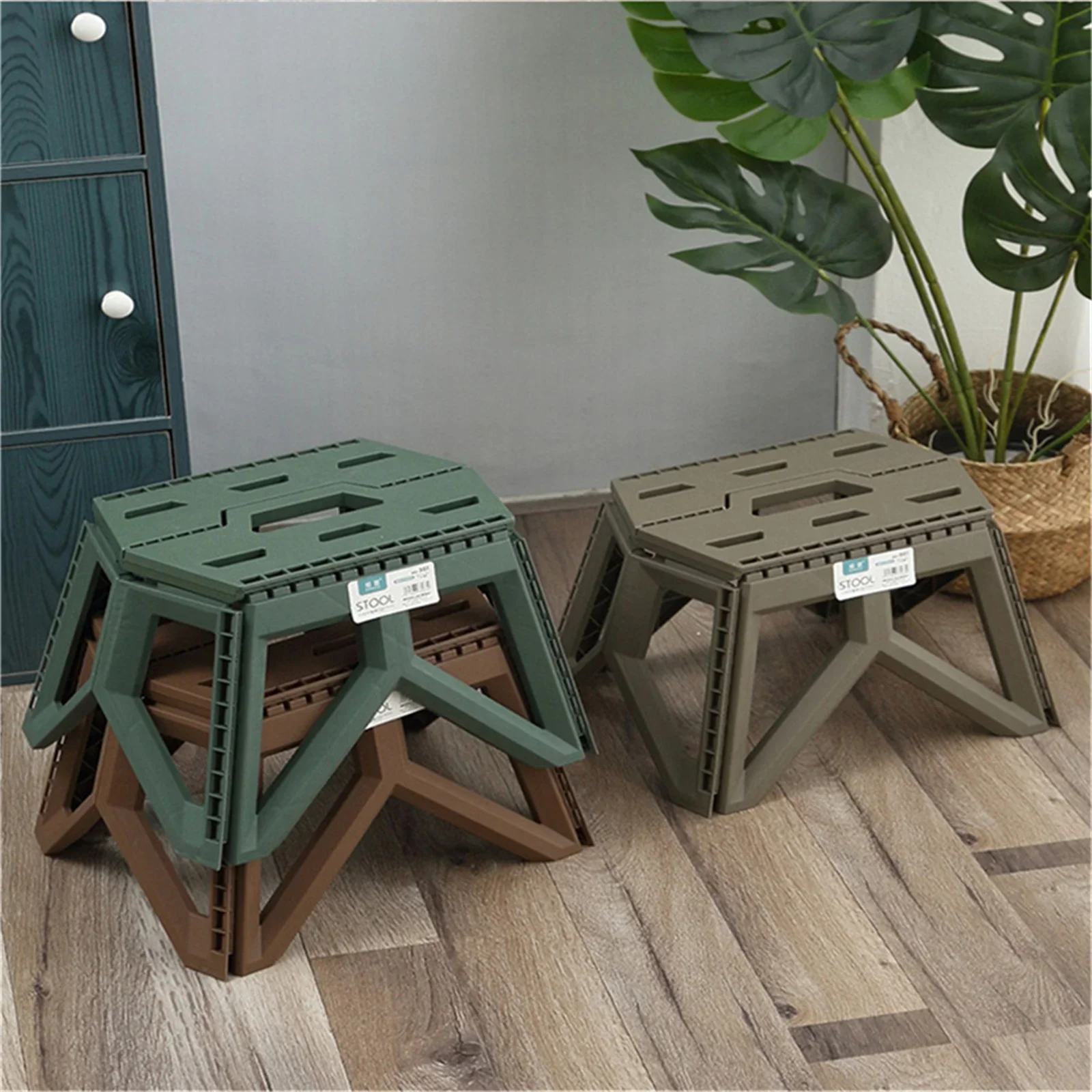 Outdoor Small Stool Portable Folding Stool High Load Bearing Durable Small Chair Fishing Stool Beach Stool Camping Stool