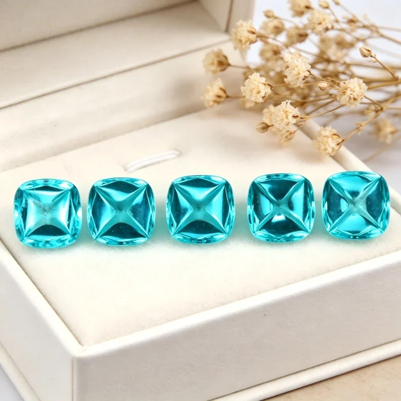 Paraiba Zuckerstangenförmiger Künstlicher Edelstein in Neonblau mit Zertifikat als Ornament Erhältlich – Detail 6