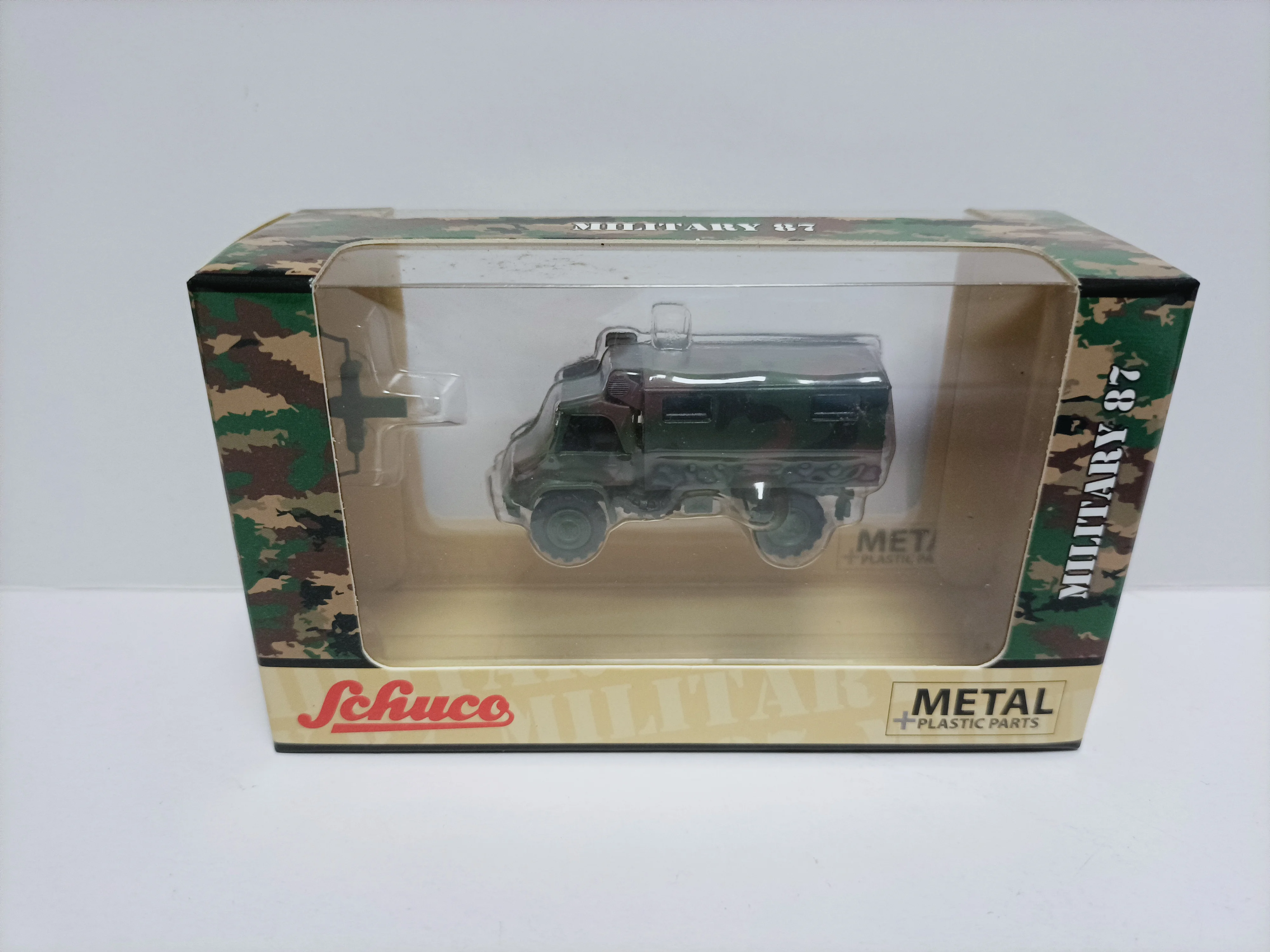 Schuco 1 87 Nimoc Benz Armored Troop Carrier Unimog 5404 Hardtop Car Model