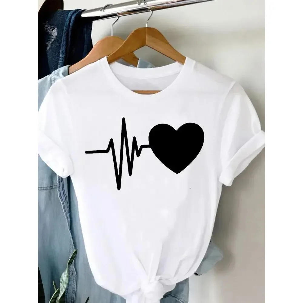 Tee Women T-shirt Summer Short Sleeve Print Clothes Graphic Feather Painting Bird Clothing Fashion Female Top Y2K Streetwear