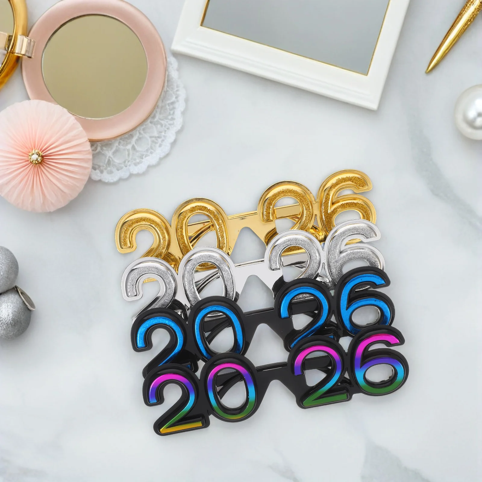 4 szt. Okulary imprezowe 2026 z brokatem, nowatorskie rekwizyty do fotobudki na Sylwestra, akcesoria uroczystościowe na festiwale 2026