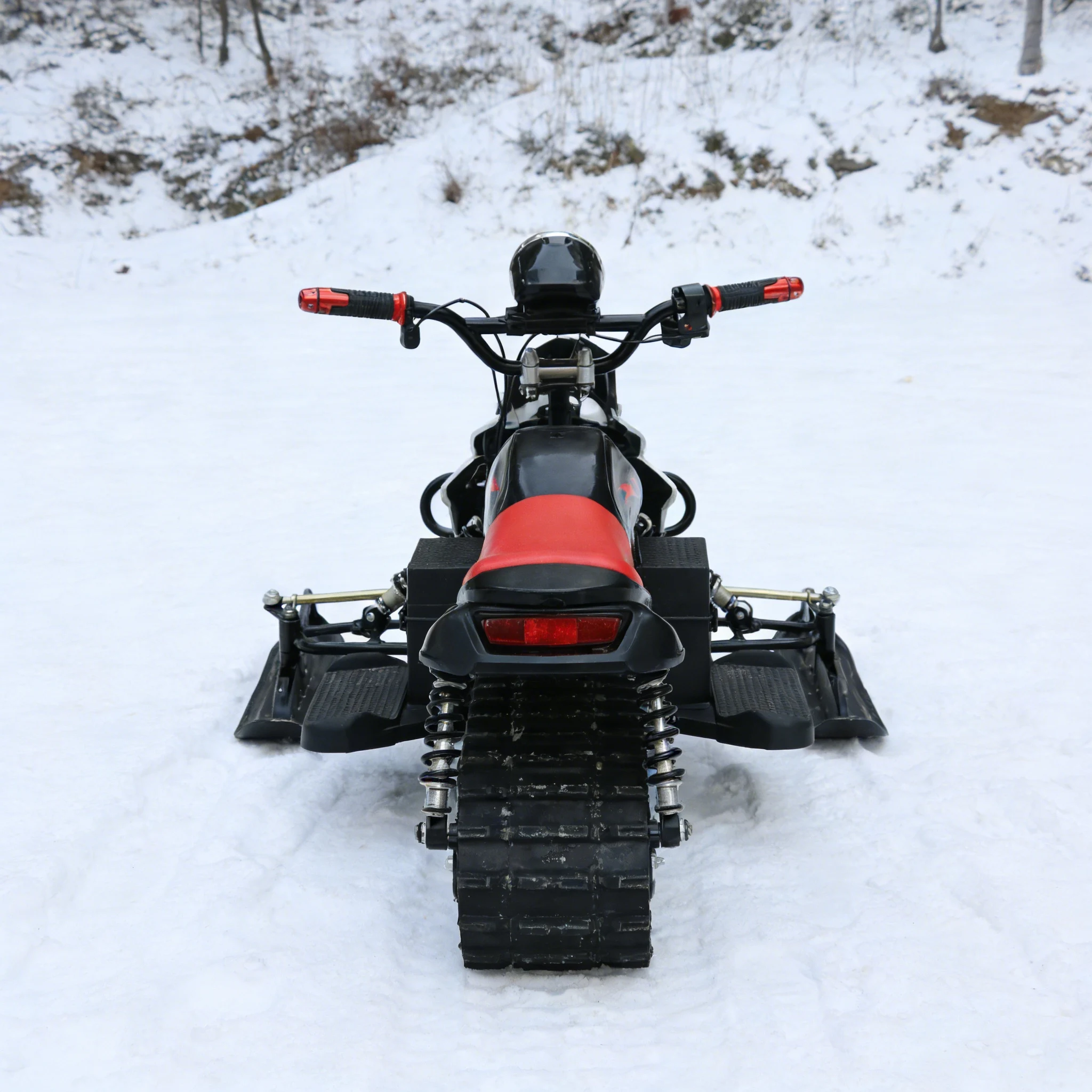 

Factory Wholesale Adult Snowmobiles, Adult Electric Snowmobiles, Heavy Duty Snowmobiles, Suitable for Extreme Terrain